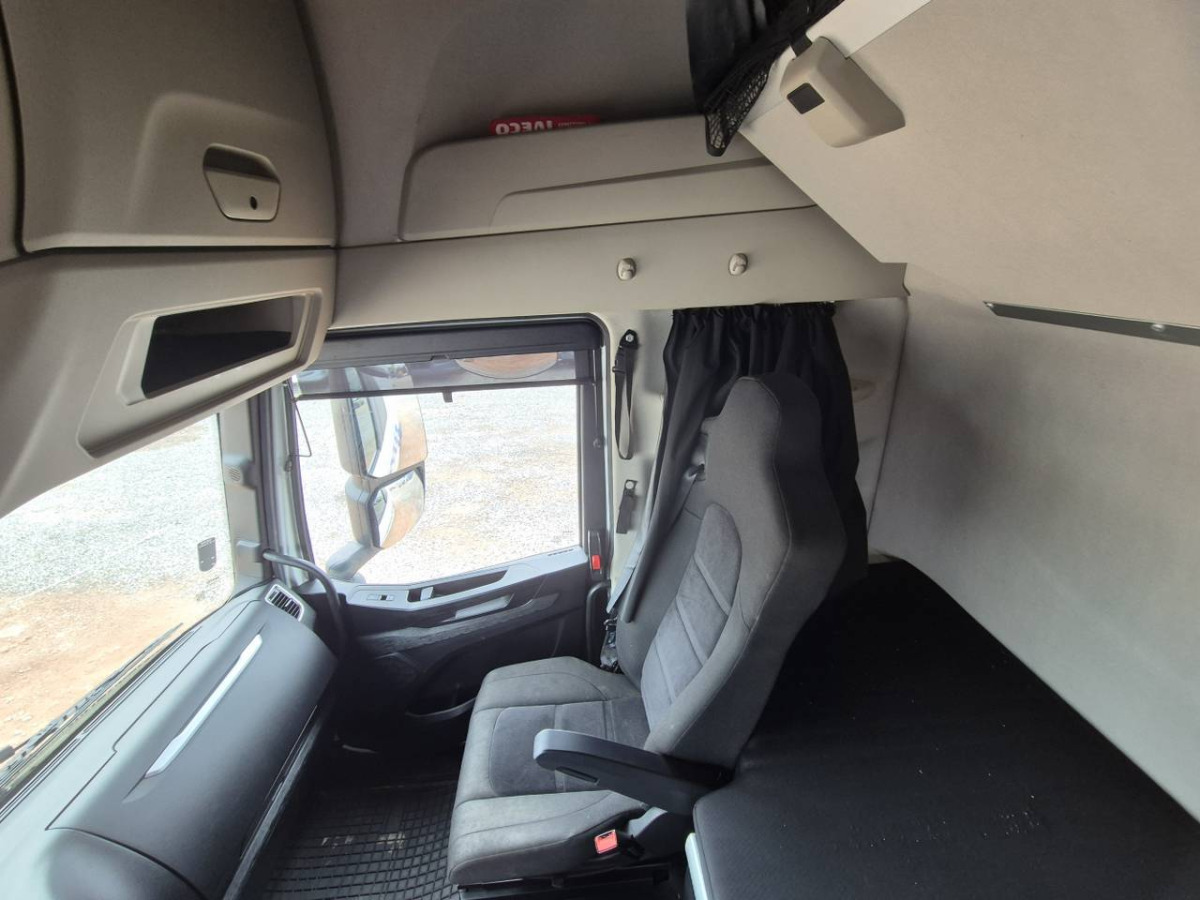Tractor unit IVECO AS440ST/FP LT CIĄGNIK SIODŁOWY: picture 18