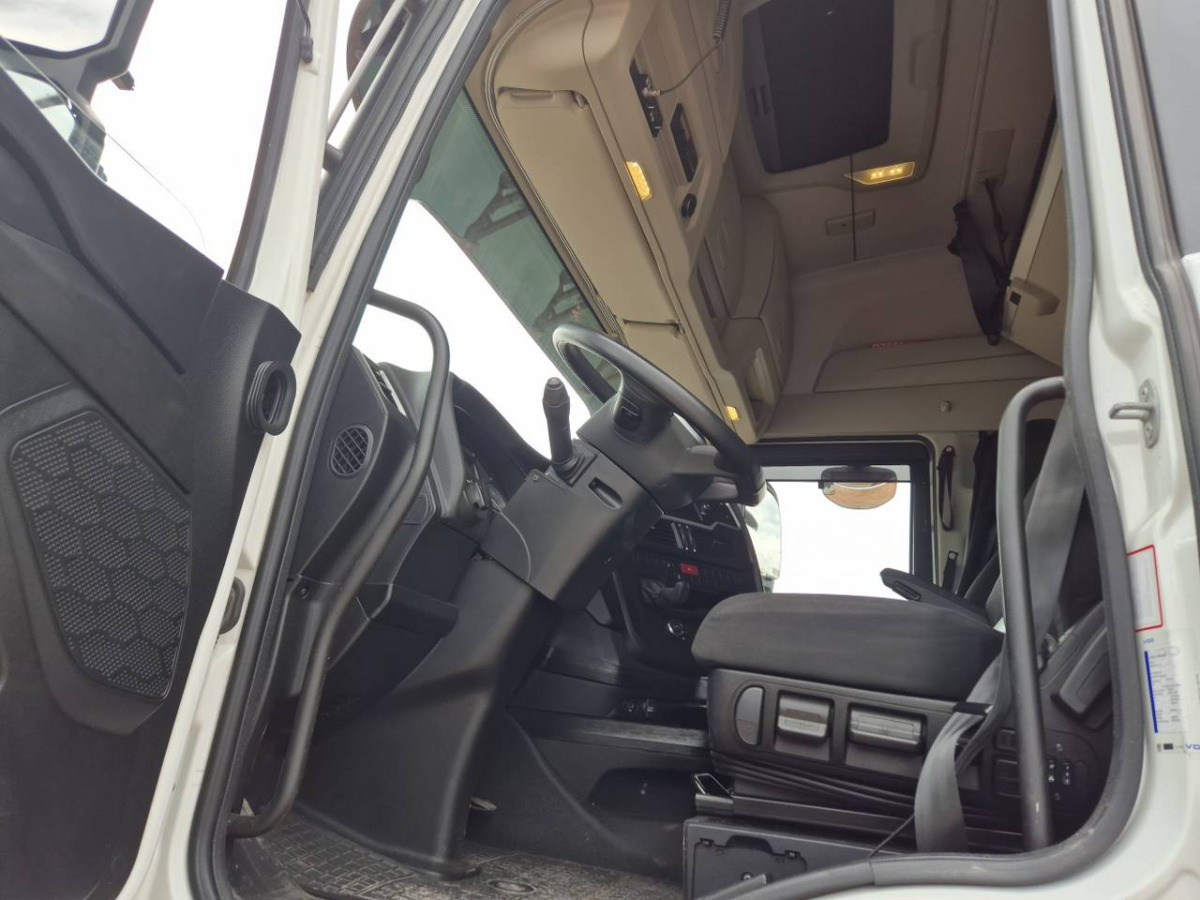 Tractor unit IVECO AS440ST/FP LT CIĄGNIK SIODŁOWY: picture 14