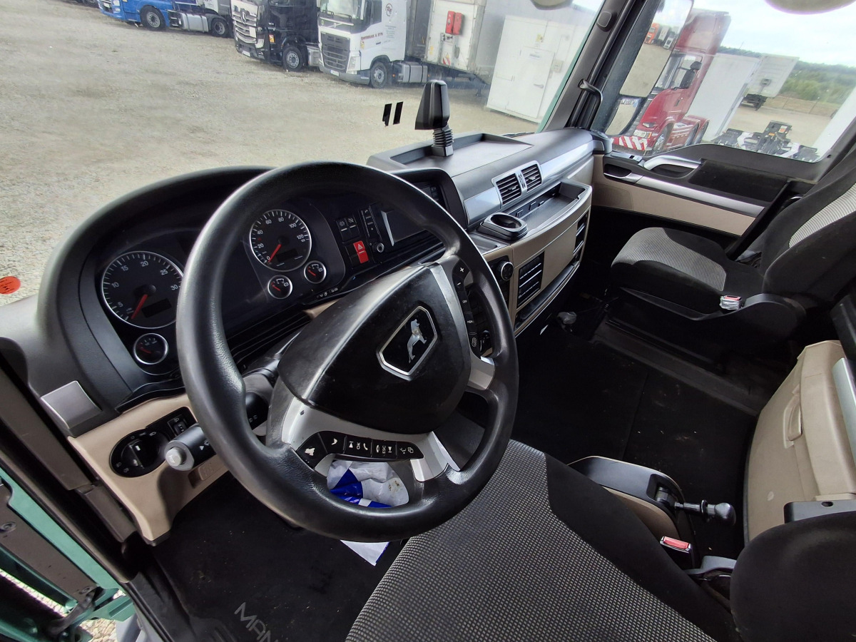 Tractor unit MAN TGX CIĄGNIK SIODŁOWY: picture 10