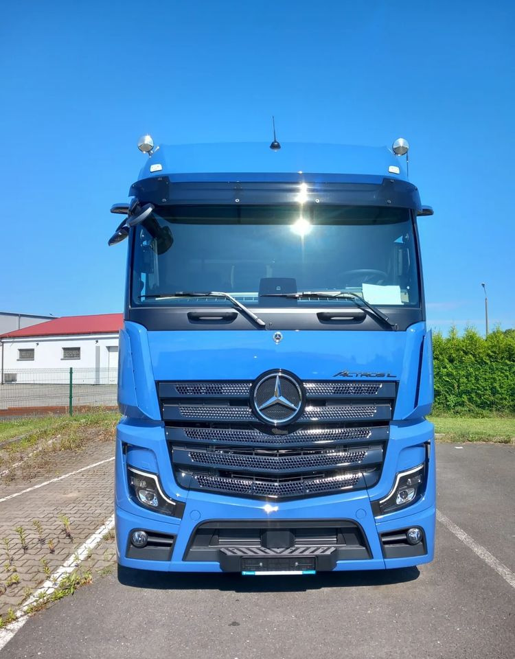 Mercedes-Benz Actros 2548 LnR - Cab chassis truck: picture 3 Mercedes-Benz Actros 2548 LnR - Cab chassis truck: picture 3