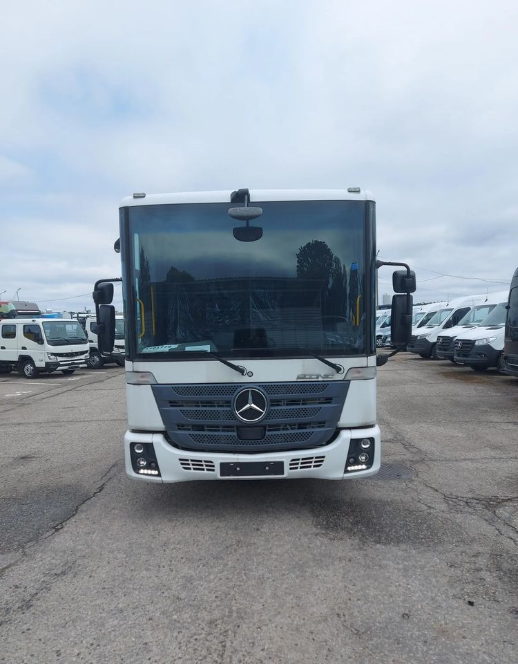Mercedes-Benz Econic 2630 L ENA - Cab chassis truck: picture 2 Mercedes-Benz Econic 2630 L ENA - Cab chassis truck: picture 2