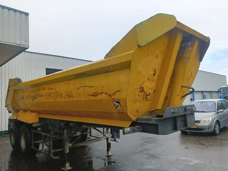 Fruehauf 2 Axle Steel Tipper , Spring Suspension , Drum Brakes - Tipper semi-trailer: picture 4 Fruehauf 2 Axle Steel Tipper , Spring Suspension , Drum Brakes - Tipper semi-trailer: picture 4