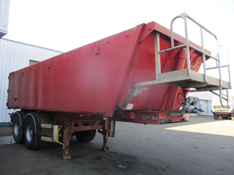 Kaiser 2x Gigant Axles , Steel tipper trailer , Drum Brakes, Spring Suspension - Tipper semi-trailer: picture 4 Kaiser 2x Gigant Axles , Steel tipper trailer , Drum Brakes, Spring Suspension - Tipper semi-trailer: picture 4