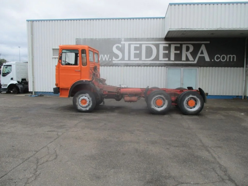 MAN 26-281 , 6x4 , Manual Eaton - Cab chassis truck: picture 2 MAN 26-281 , 6x4 , Manual Eaton - Cab chassis truck: picture 2