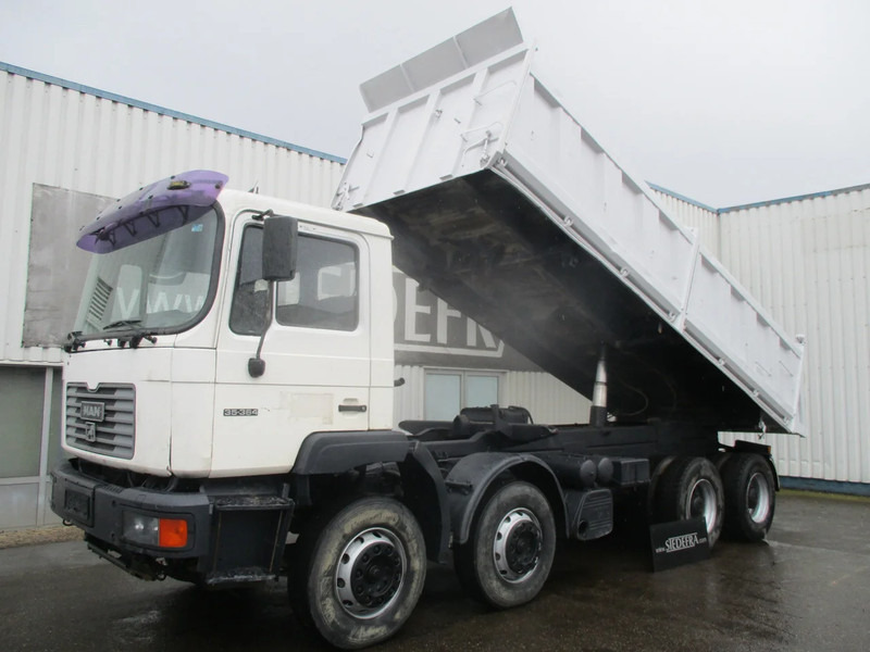 MAN 35-364 , Manual , 8x4 , 3 way tipper , Spring suspension - Tipper: picture 1 MAN 35-364 , Manual , 8x4 , 3 way tipper , Spring suspension - Tipper: picture 1