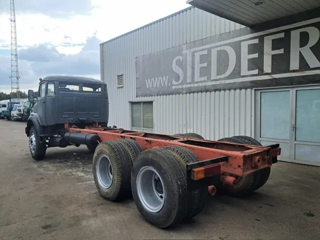 Mercedes-Benz LK 2624 , 6x4 , Manual , Spring suspension - Cab chassis truck: picture 5 Mercedes-Benz LK 2624 , 6x4 , Manual , Spring suspension - Cab chassis truck: picture 5