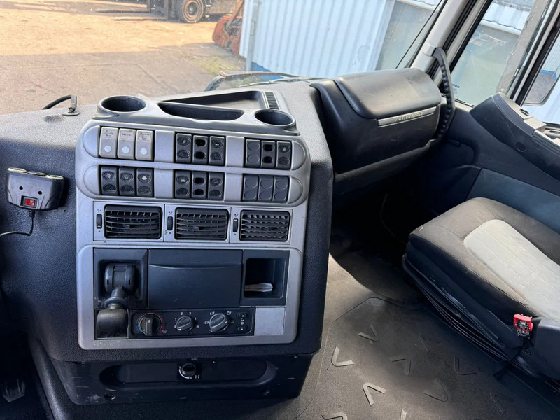 Tractor unit Iveco Stralis 420 Airco , Retarder , Active Space: picture 9