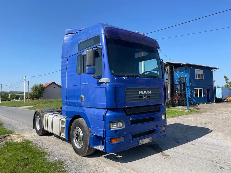 Tractor unit MAN TGA , FOR PARTS ONLY , NO ENGINE AND GEARBOX: picture 10
