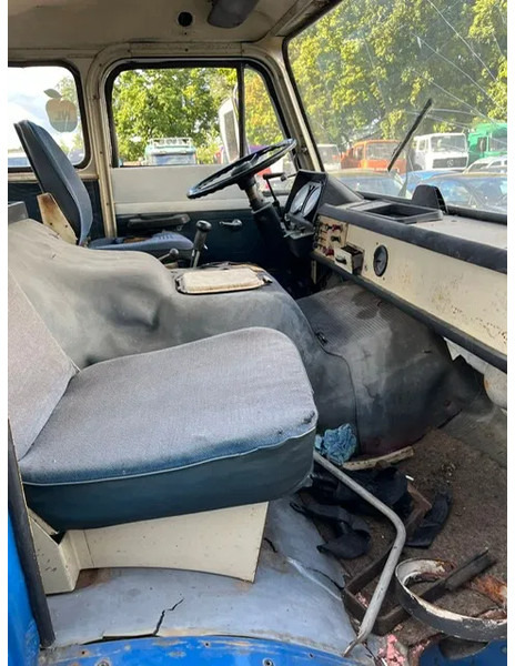 Cab chassis truck Volvo F 86 -49 S , Oldtimer for Restauration: picture 10