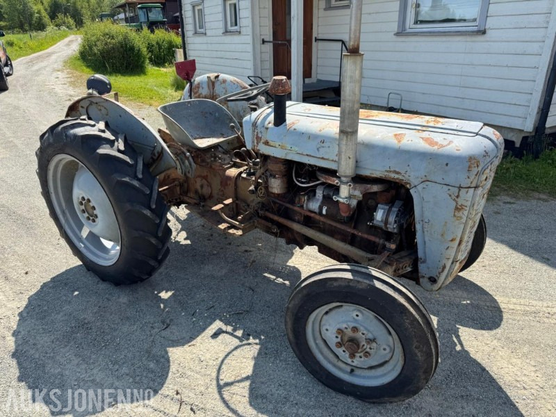 1959 Ferguson 35 Gullfisk - Farm tractor: picture 4 1959 Ferguson 35 Gullfisk - Farm tractor: picture 4