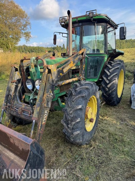 1982 John Deere 2040 m/frontlaster og skuff - REP.OBJEKT. - Farm tractor: picture 2 1982 John Deere 2040 m/frontlaster og skuff - REP.OBJEKT. - Farm tractor: picture 2
