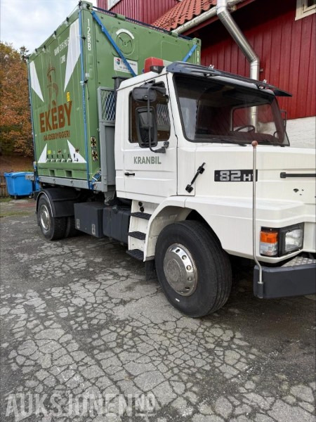 1983 Scania T82H4X2LI46 VETERAN. - Dropside/ Flatbed truck: picture 1 1983 Scania T82H4X2LI46 VETERAN. - Dropside/ Flatbed truck: picture 1
