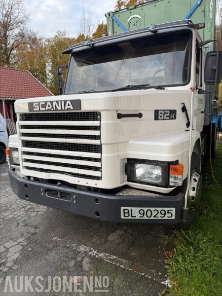 1983 Scania T82H4X2LI46 VETERAN. - Dropside/ Flatbed truck: picture 2 1983 Scania T82H4X2LI46 VETERAN. - Dropside/ Flatbed truck: picture 2
