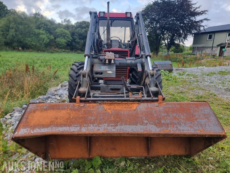 1990 CASE IH 956XL TRAKTOR snøfres 2 skuffer triangelfeste MVA FRI - Farm tractor: picture 2 1990 CASE IH 956XL TRAKTOR snøfres 2 skuffer triangelfeste MVA FRI - Farm tractor: picture 2