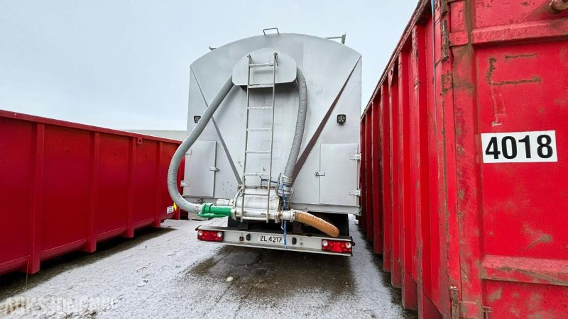 1996 ATKA RSP 24 trippelkjerre med Hillevåg tipp bulktank 6 kammers - Tank trailer: picture 5 1996 ATKA RSP 24 trippelkjerre med Hillevåg tipp bulktank 6 kammers - Tank trailer: picture 5