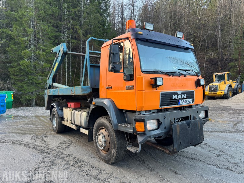 1997 MAN 18.264 LAK - Hook lift truck: picture 4 1997 MAN 18.264 LAK - Hook lift truck: picture 4