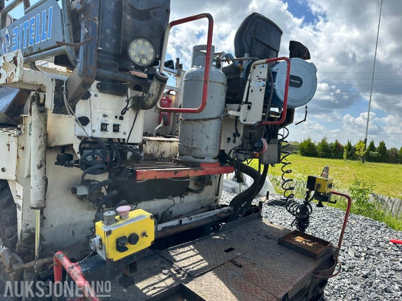 2000 BITELLI BB130 ASFALTUTLEGGER - Construction equipment: picture 5 2000 BITELLI BB130 ASFALTUTLEGGER - Construction equipment: picture 5