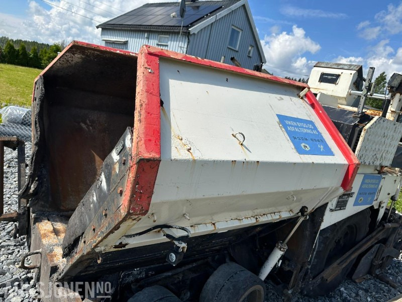 2000 BITELLI BB130 ASFALTUTLEGGER - Construction equipment: picture 3 2000 BITELLI BB130 ASFALTUTLEGGER - Construction equipment: picture 3