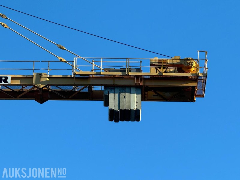 Crane 2000 Liebherr 280 EC-H 16 Litronic Tårnkran med undervogn på plater: picture 10