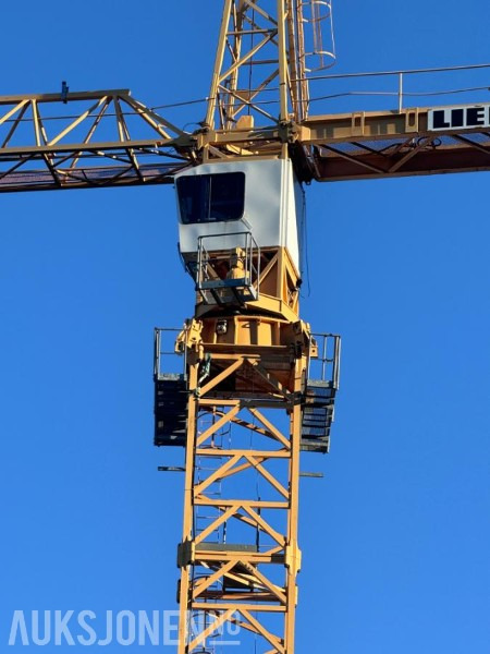 Crane 2000 Liebherr 280 EC-H 16 Litronic Tårnkran med undervogn på plater: picture 7