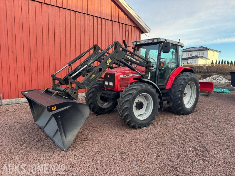 2000 Massey Ferguson 6265 Traktor med Frotlaster og skjær - Farm tractor: picture 1 2000 Massey Ferguson 6265 Traktor med Frotlaster og skjær - Farm tractor: picture 1