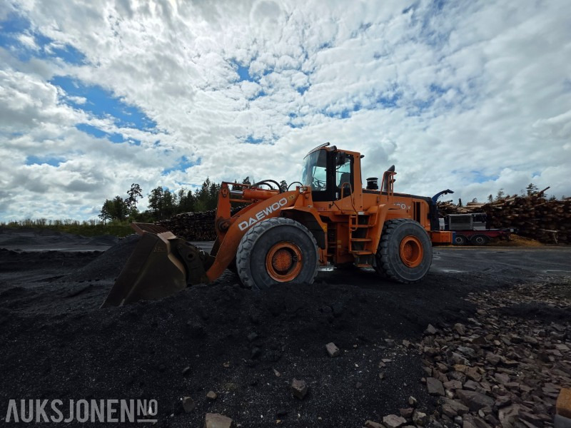 2001 Daewoo MG 400 V Hjullaster med ABL Skuffe - Aircondition - 217 kW - 9382 arbeidstimer - Wheel loader: picture 2 2001 Daewoo MG 400 V Hjullaster med ABL Skuffe - Aircondition - 217 kW - 9382 arbeidstimer - Wheel loader: picture 2