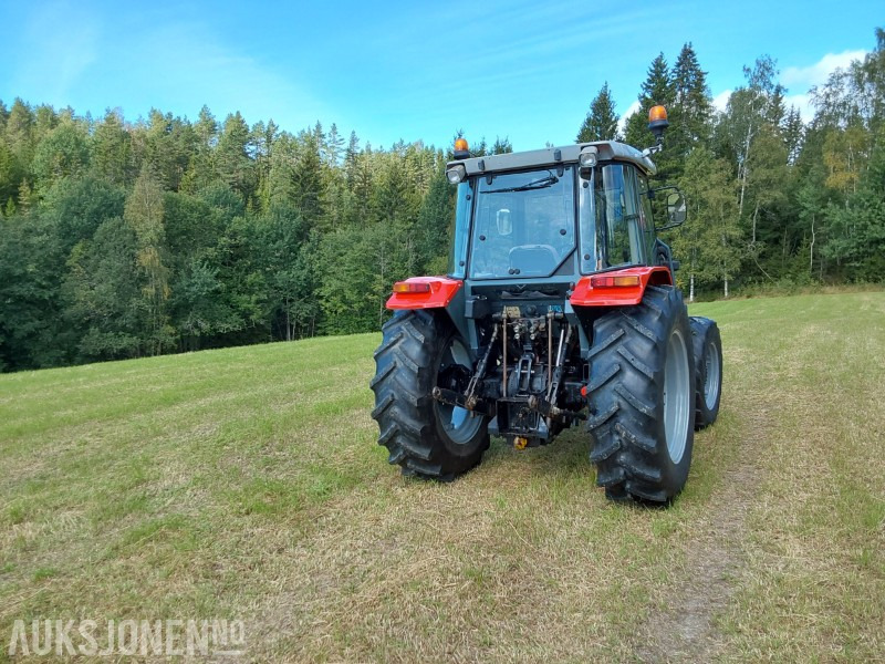 2001 Massey Ferguson 4235 - MVA FRI TRAKTOR - Farm tractor: picture 4 2001 Massey Ferguson 4235 - MVA FRI TRAKTOR - Farm tractor: picture 4