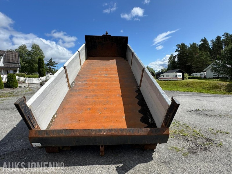 2001 Scania R 164GB 6X2NA 480 / krokbil med flak og uttak for kran - Hook lift truck: picture 4 2001 Scania R 164GB 6X2NA 480 / krokbil med flak og uttak for kran - Hook lift truck: picture 4