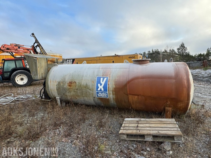 2002 Dieseltank med pumpe - Construction equipment: picture 5 2002 Dieseltank med pumpe - Construction equipment: picture 5