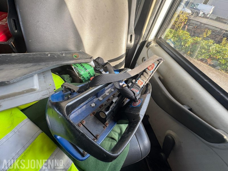 Crane truck 2004 Iveco 120E24 EUROCARGO kranbil - registrert for 5 sitteplasser: picture 10