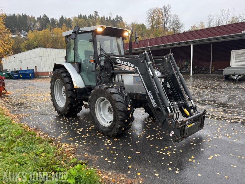 2004 Lamborghini R4.95 Traktor med frontlaster - Farm tractor: picture 4 2004 Lamborghini R4.95 Traktor med frontlaster - Farm tractor: picture 4