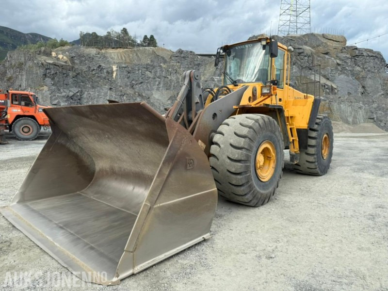 2005 Volvo L220E HJULLASTER - 15364 Timer - Wheel loader: picture 3 2005 Volvo L220E HJULLASTER - 15364 Timer - Wheel loader: picture 3