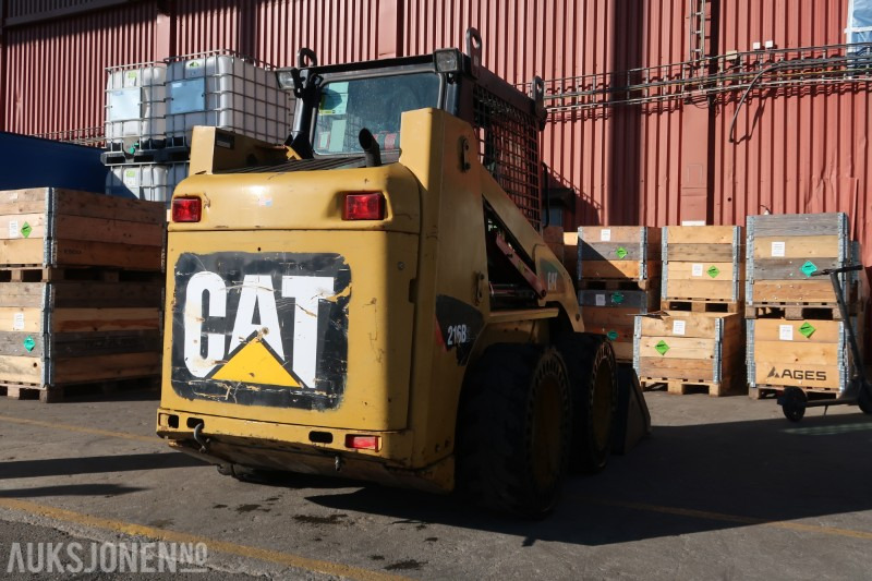 2007 Cat 216B2 Kompaktlaster / Sertifisert / Skuffe - Skid steer loader: picture 4 2007 Cat 216B2 Kompaktlaster / Sertifisert / Skuffe - Skid steer loader: picture 4