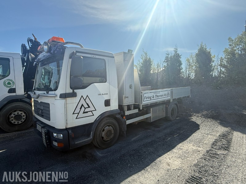 2007 MAN TGL 8.240 - Automat - EU OK - Kran og Tipp - EURO4T - 133025 km - Crane truck: picture 2 2007 MAN TGL 8.240 - Automat - EU OK - Kran og Tipp - EURO4T - 133025 km - Crane truck: picture 2