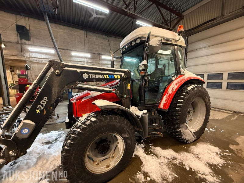 2007 Massey Ferguson 4WD 5455 Traktor - Skuff - Frontlaster - 4325T - Farm tractor: picture 3 2007 Massey Ferguson 4WD 5455 Traktor - Skuff - Frontlaster - 4325T - Farm tractor: picture 3