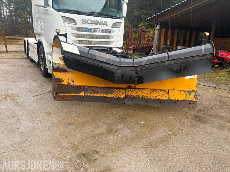 2008 Andre Tellefstal - Construction equipment: picture 1 2008 Andre Tellefstal - Construction equipment: picture 1