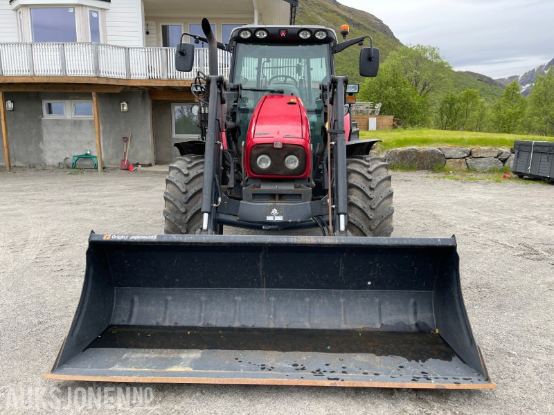 2009 Massey Ferguson MF 5435 Dyna-4 Med frontlaster og snøskuffe - Farm tractor: picture 3 2009 Massey Ferguson MF 5435 Dyna-4 Med frontlaster og snøskuffe - Farm tractor: picture 3
