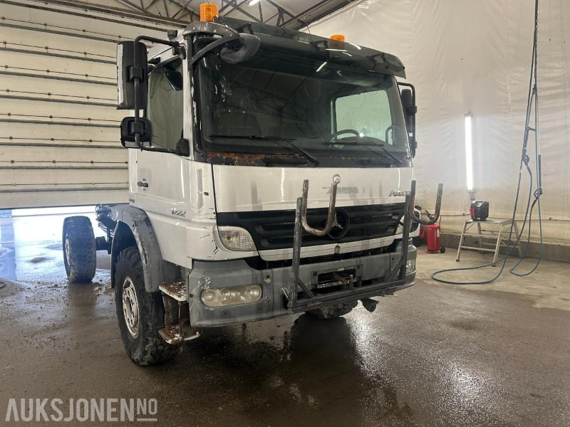 2010 Mercedes-Benz Atego 1222 4x4 chassis - Cab chassis truck: picture 1 2010 Mercedes-Benz Atego 1222 4x4 chassis - Cab chassis truck: picture 1