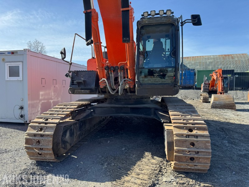 2013 Hitachi ZAXIS ZX470LCH-5B gravemaskin med 2 skuffer. - Excavator: picture 4 2013 Hitachi ZAXIS ZX470LCH-5B gravemaskin med 2 skuffer. - Excavator: picture 4