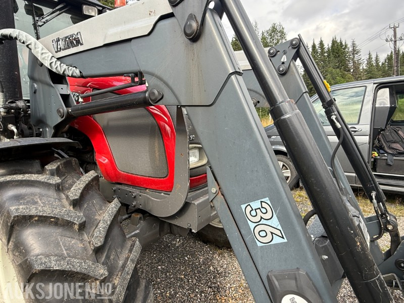 Farm tractor 2014 Valtra A93 H - Laster - Pallegaffel - 1580t - MVA FRI!!: picture 9