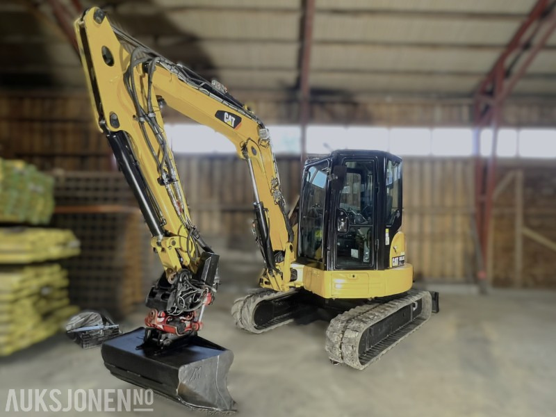 Excavator 2015 5,5 tonn Gravemaskin fra CAT på belter: picture 1