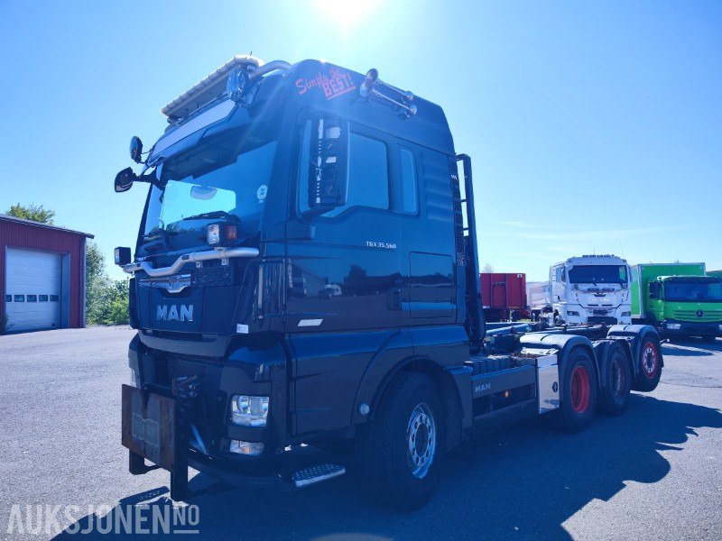 2015 MAN TGX 35.560 Tridem Krokbil m/Brøyteopplegg - Hook lift truck: picture 4 2015 MAN TGX 35.560 Tridem Krokbil m/Brøyteopplegg - Hook lift truck: picture 4
