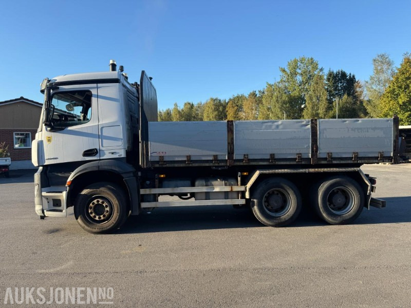 2015 Mercedes-Benz AROCS 6X4 TIPPBIL SERVICEHISTORIKK TANDEM 2 SETT DEKK. - Tipper: picture 5 2015 Mercedes-Benz AROCS 6X4 TIPPBIL SERVICEHISTORIKK TANDEM 2 SETT DEKK. - Tipper: picture 5