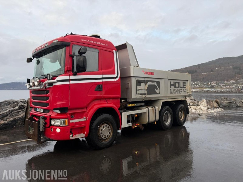 2015 Scania R520 6x4 Tandem - Navredukdjon - Brøyterigget tippbil m/ underliggende skjær - EU godkjent til oktober 2026 - Tipper: picture 1 2015 Scania R520 6x4 Tandem - Navredukdjon - Brøyterigget tippbil m/ underliggende skjær - EU godkjent til oktober 2026 - Tipper: picture 1