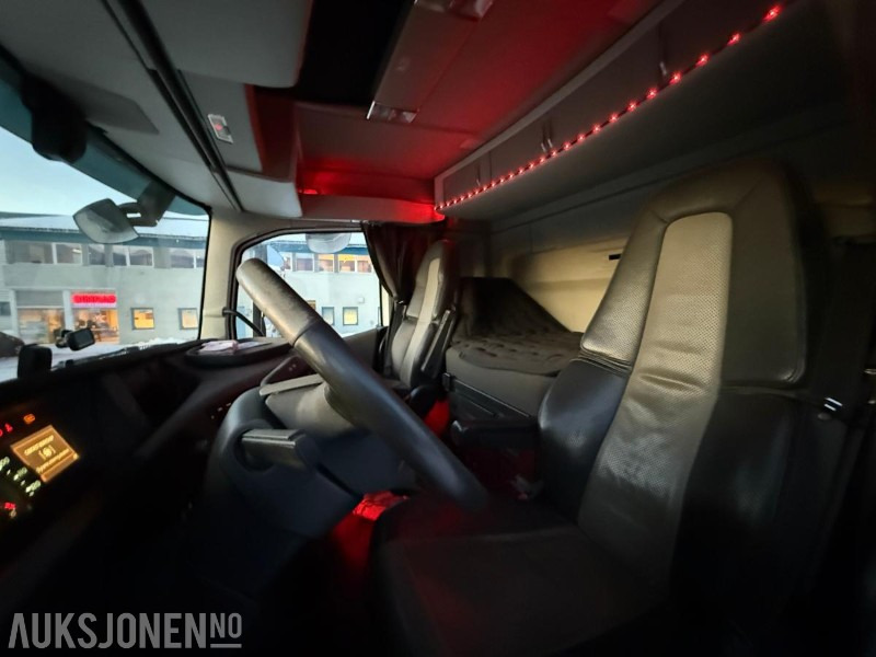 Tipper 2016 Volvo FH540 6X4 Brøyterigget tippbil - NY EU - Tandem - VBG - NAV.R - 335152KM: picture 20 Tipper 2016 Volvo FH540 6X4 Brøyterigget tippbil - NY EU - Tandem - VBG - NAV.R - 335152KM: picture 20