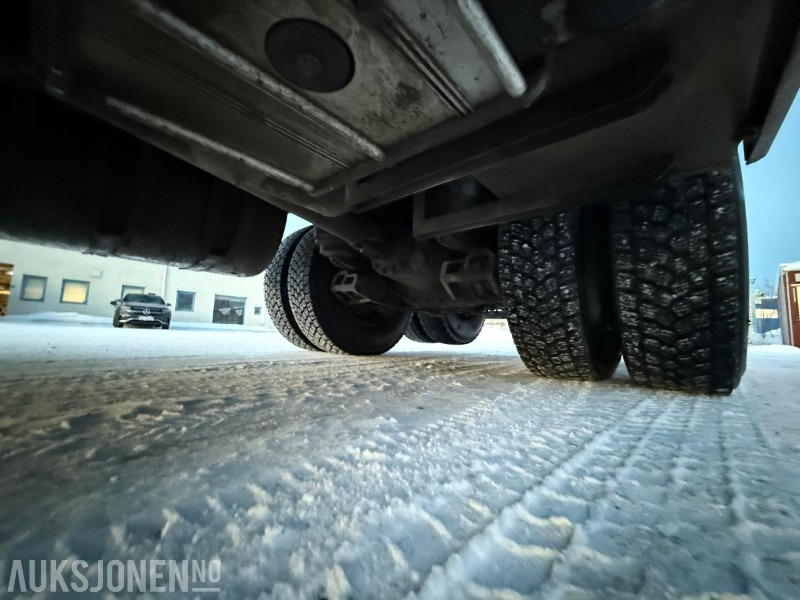 Tipper 2016 Volvo FH540 6X4 Brøyterigget tippbil - NY EU - Tandem - VBG - NAV.R - 335152KM: picture 11 Tipper 2016 Volvo FH540 6X4 Brøyterigget tippbil - NY EU - Tandem - VBG - NAV.R - 335152KM: picture 11