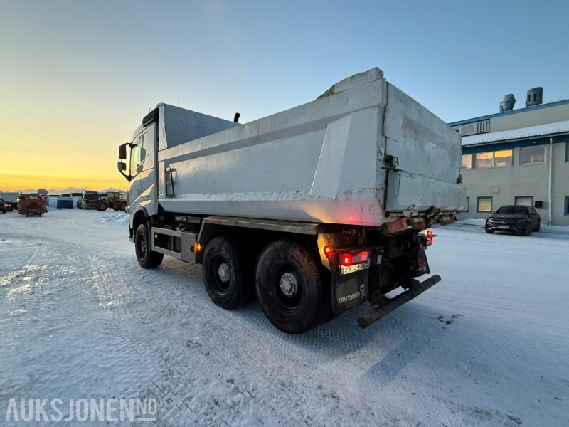2016 Volvo FH540 6X4 Brøyterigget tippbil - NY EU - Tandem - VBG - NAV.R - 335152KM - Tipper: picture 3 2016 Volvo FH540 6X4 Brøyterigget tippbil - NY EU - Tandem - VBG - NAV.R - 335152KM - Tipper: picture 3