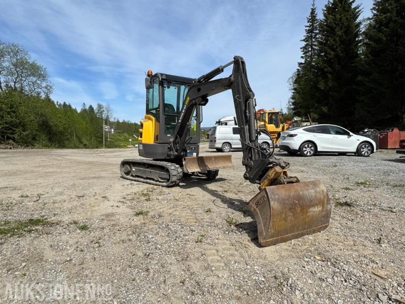 2017 Volvo ECR25D m/Engcon tiltrotator, SE-klype, 3 skuffer, vibroplate, 891 timer, Minigraver - Mini excavator: picture 3 2017 Volvo ECR25D m/Engcon tiltrotator, SE-klype, 3 skuffer, vibroplate, 891 timer, Minigraver - Mini excavator: picture 3