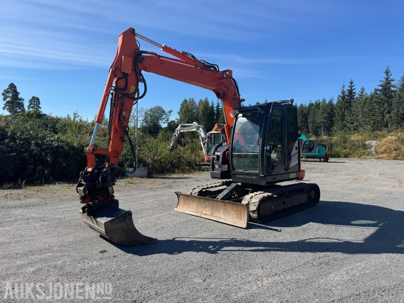 2018 Hitachi ZX85US-5 - Beltegraver - Gravemaskin - Tilt - Lyspakke - Excavator: picture 1 2018 Hitachi ZX85US-5 - Beltegraver - Gravemaskin - Tilt - Lyspakke - Excavator: picture 1
