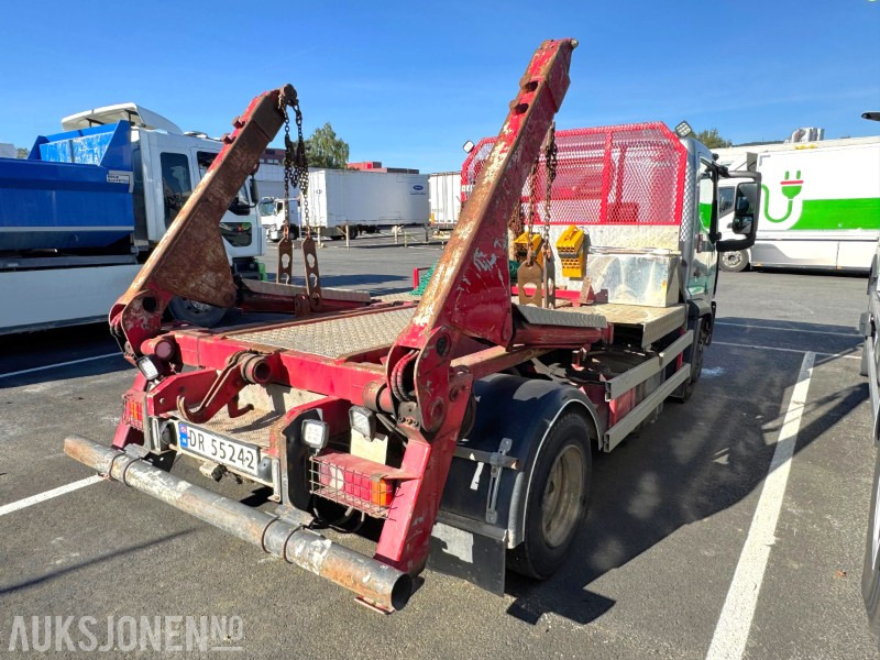 2018 Renault D 7,5T, LIFTDUMPER, WESTRUM, HYDRAULISK BREDDING, AUTOMAT, R.KAMERA, DIFF.SPERRE, RYGGEKAMERA - Skip loader truck: picture 4 2018 Renault D 7,5T, LIFTDUMPER, WESTRUM, HYDRAULISK BREDDING, AUTOMAT, R.KAMERA, DIFF.SPERRE, RYGGEKAMERA - Skip loader truck: picture 4